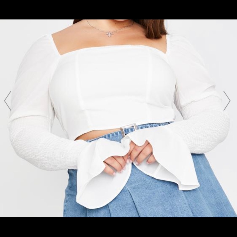 White long sleeve crop top